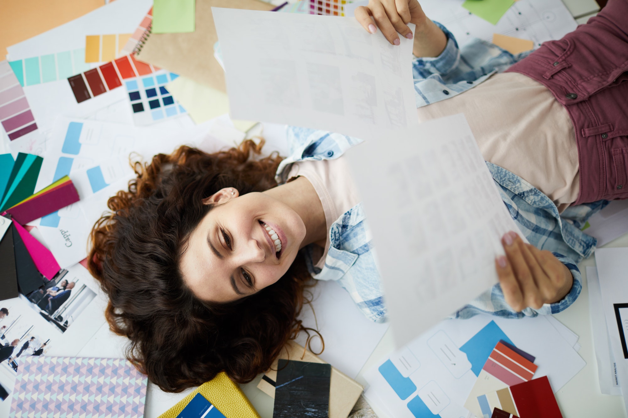 The Pros And Cons Of Hiring An In-House Designer For A Small Business