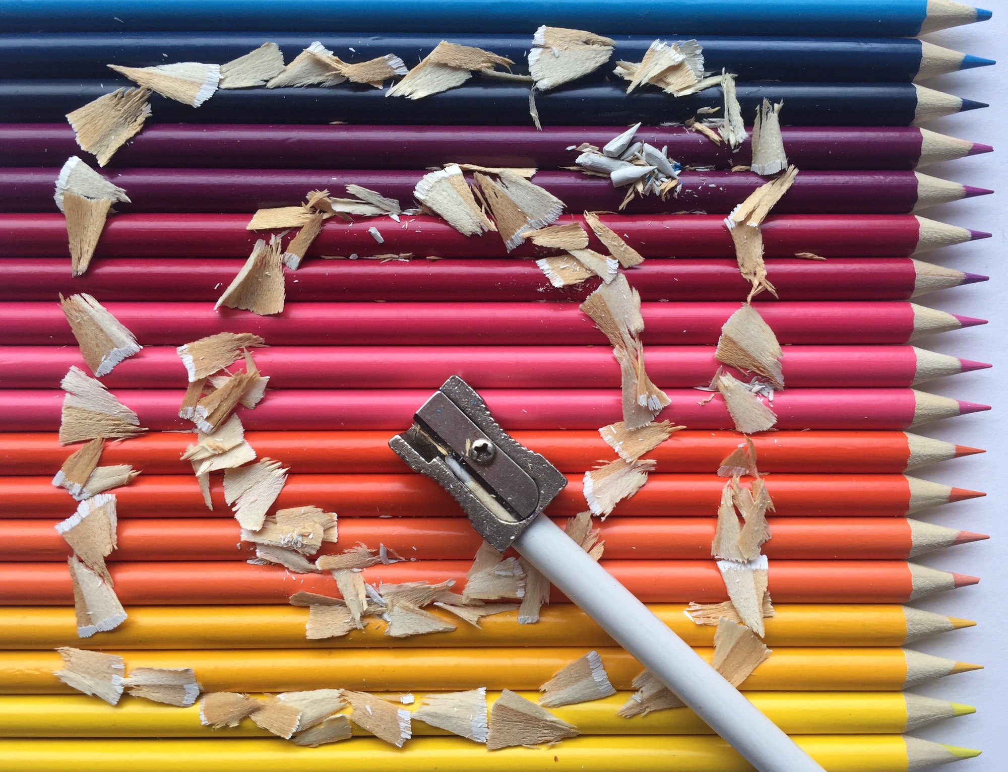 Instagram logo made out of colored pencils. Must-Know Tips For Graphic Designers To Find Success On Instagram