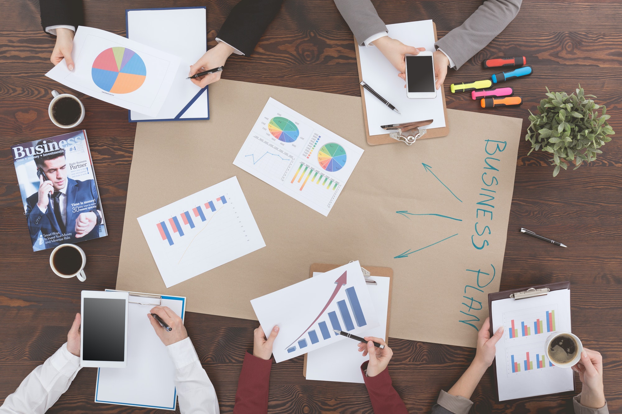 People preparing business plan.