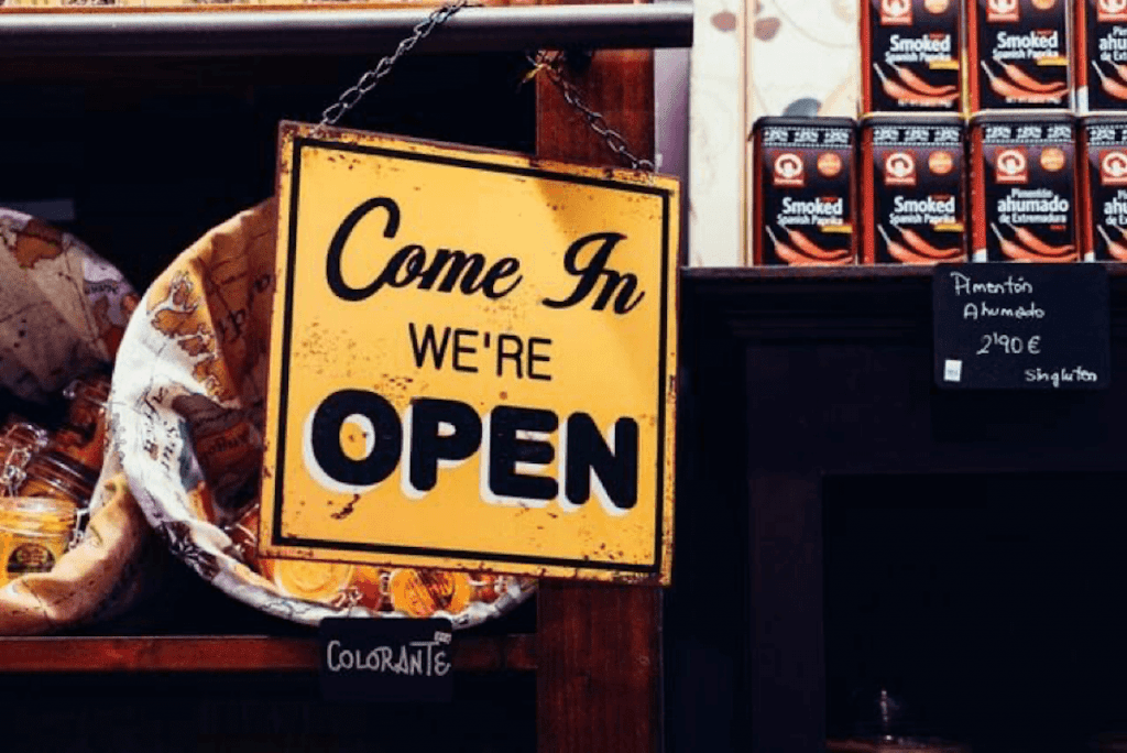 Come In Sign | How Appointment Reminders Can Help You | Matchbox Design Group A come on in sign at a store. Manage & Improve Customer Flow.