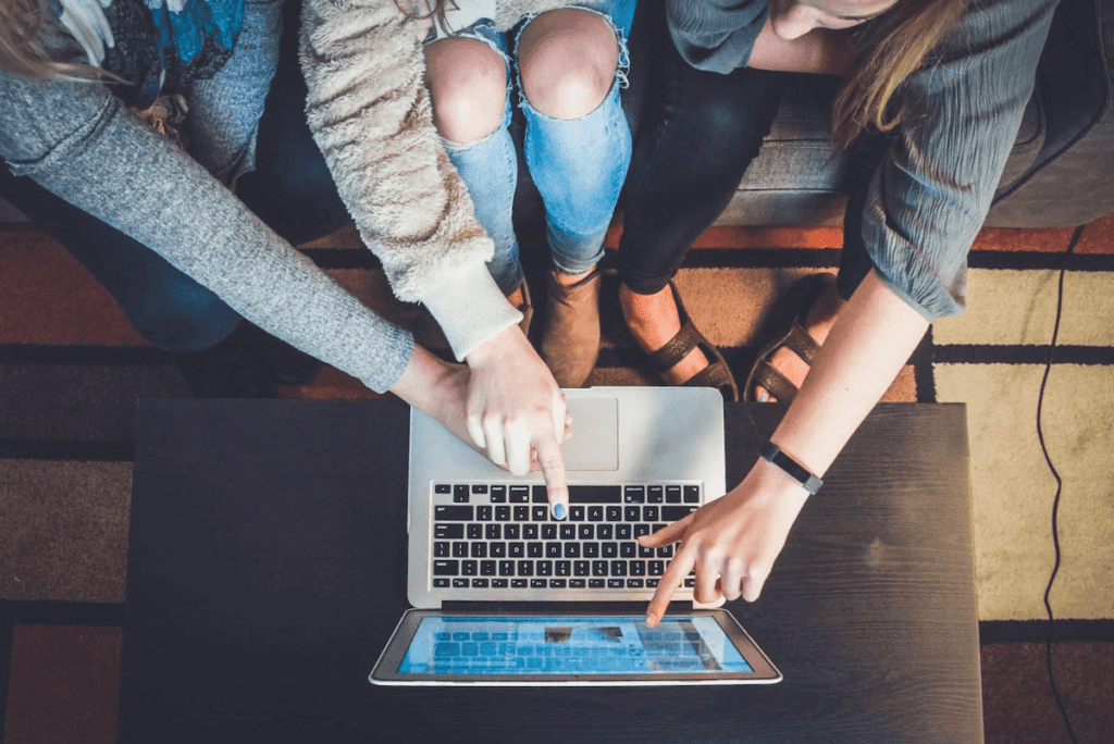Why Do B2B Companies Need Interactive Content | Matchbox Design Group Why Do B2B Companies Need Interactive Content.