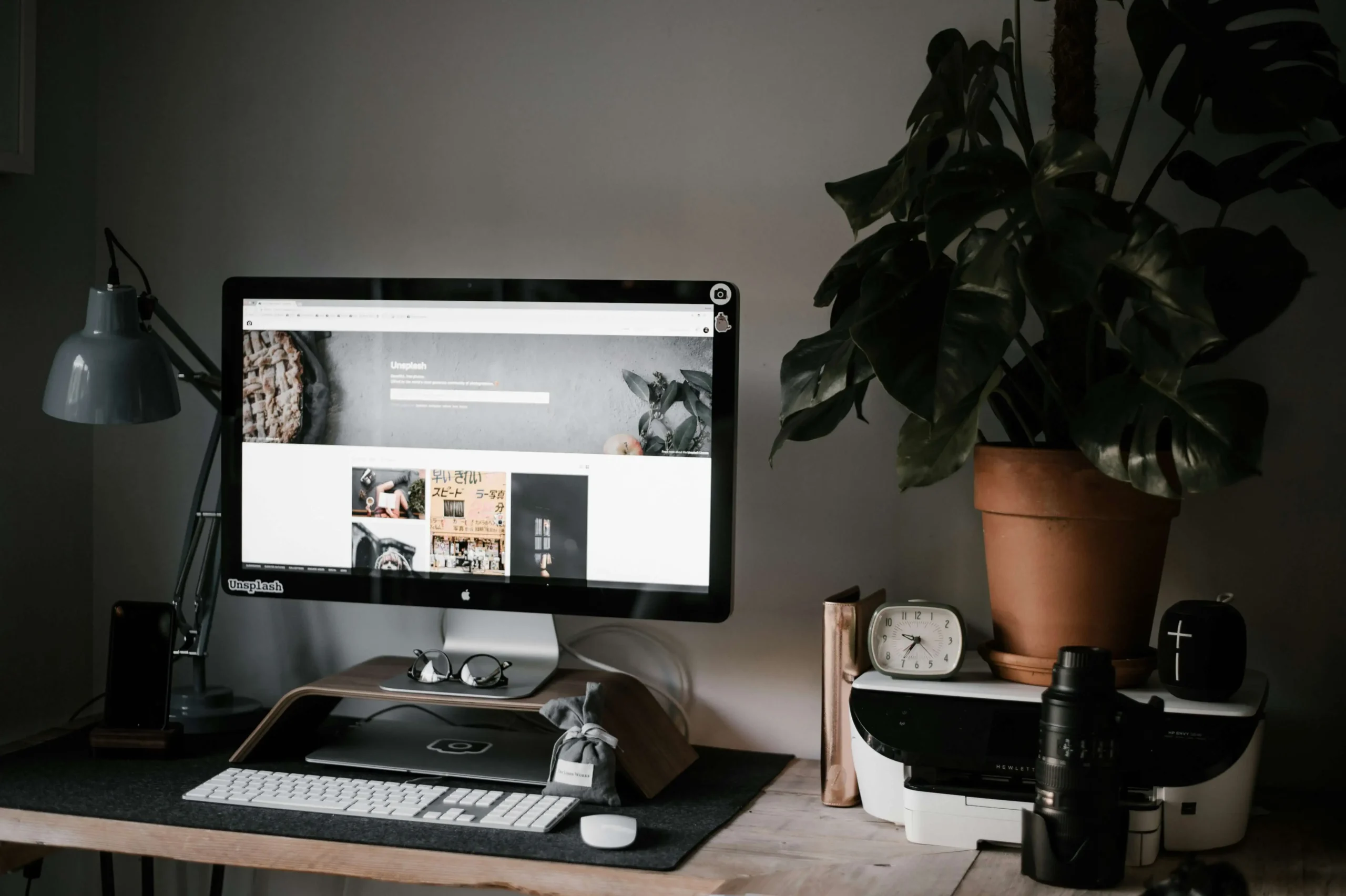 A computer with an ecommerce store